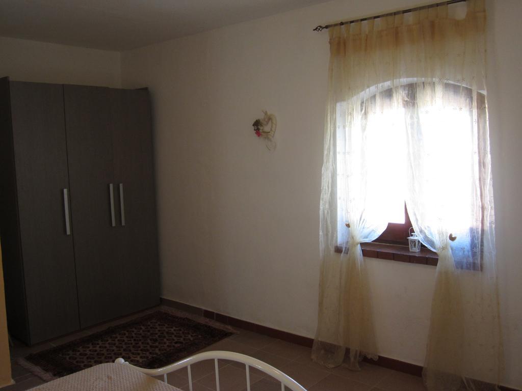 Casa Vacanze Daisy Трапето Стая снимка